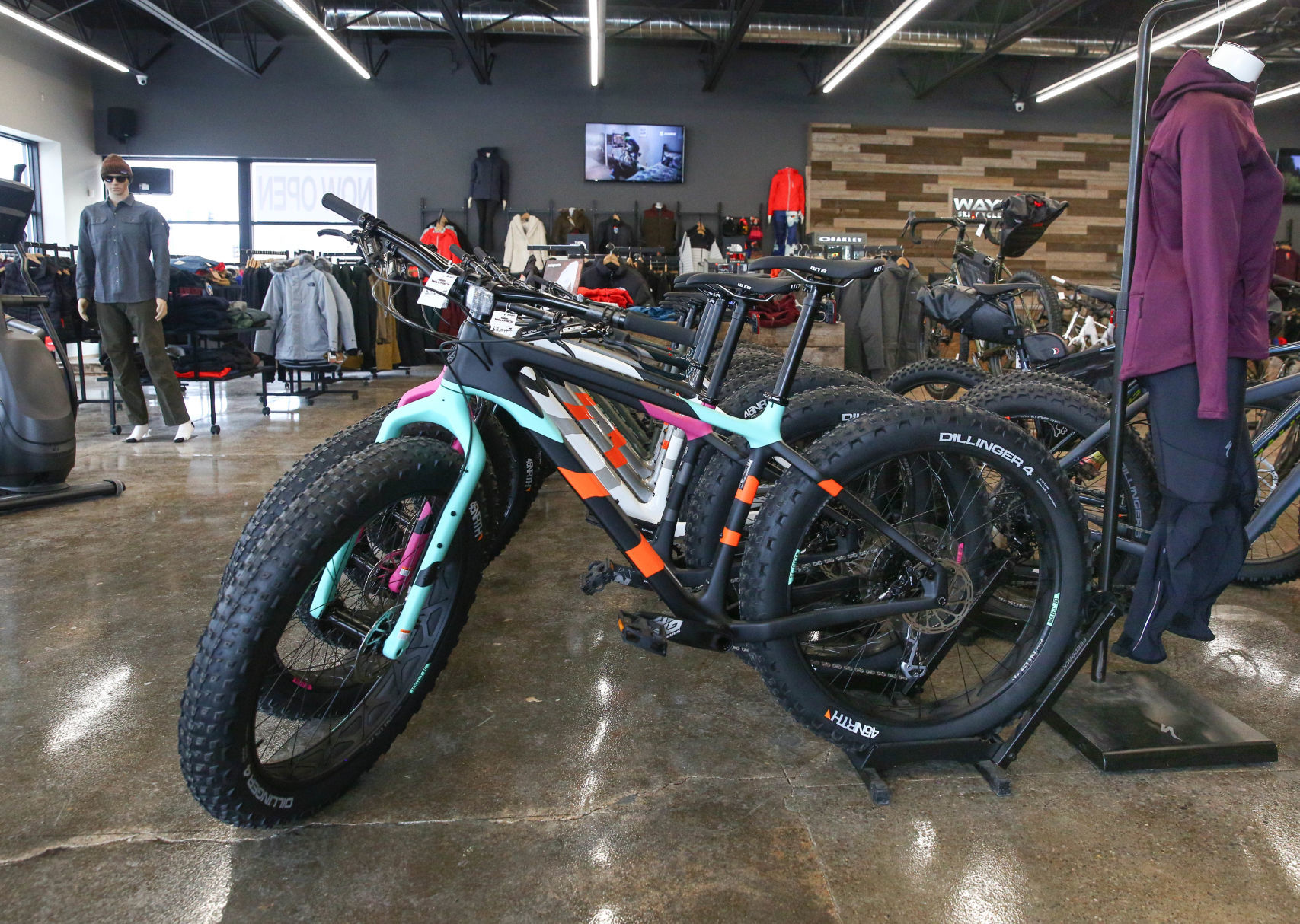 Wayne's Ski and Cycle 4